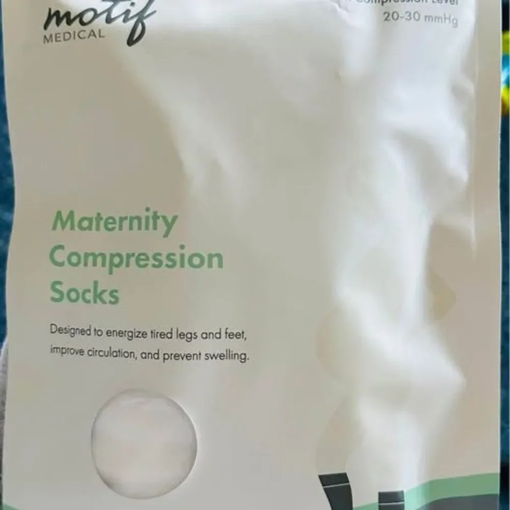 Motif Medical Maternity Compression Socks 20-30 mmHg Medium